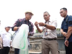 Sambangi UPTD BPI Tanjung Kerasak, Pj Gubernur Sugito Dorong Inovasi dalam Transformasi Sektor Perikanan