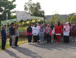 Jalan Santai Kebugaran Jasmani Pada Peringatan HKN ke-60