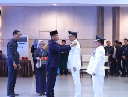 Pelantikan Pj Bupati Bangka Isnaini, S.Tr., SH., MM di Kantor Gubernur Babel, Senin (13/1/2025)
