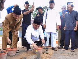 Pj. Bupati Letakkan Batu Pertama Pembangunan Masjid Al-Ikhlas Banyuasin