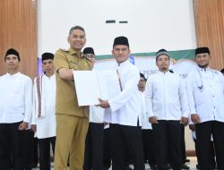 Pengukuhan Badan Pengurus Masjid Agung Sungailiat periode 2025 – 2028, Selasa (11/2/2025) di Graha Maras, Setda Bangka