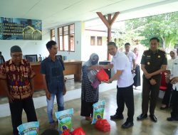 Pemkab Bangka Distribusikan 4.122 Paket Sembako ke Masyarakat Miskin