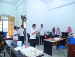 Pemantauan dan Pemeriksaan Kehadiran Pegawai di sejumlah OPD Setelah Libur Cuti Bersama Idul Fitri 1446 H, Rabu (09/04/2025).