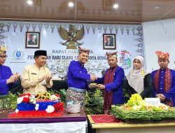 Rapat Paripurna Istimewa HUT ke-259 Kota Sungailiat di Gedung DPRD Kabupaten Bangka, Senin (28/04/2025).