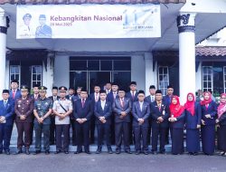 Upacara Bendera memperingati Hari Kebangkitan Nasional (HARKITNAS) ke 117, Selasa (20/05/2025) di Halaman Kantor Bupati Bangka