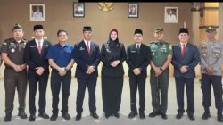 Wabup Debby Tekankan Reformasi Birokrasi dan Pelayanan Publik Berkualitas saat Lantik 4 Pejabat Eselon II
