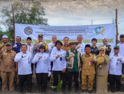 Penanaman pohon kelapa serentak dan peresmian sarana asimilasi dan edukasi, Selasa (09/09/25) di Lahan Lapas Sungailiat, Desa Kimak