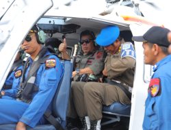 Gubernur Hidayat Jalani Agenda Lapangan Gunakan Helikopter, Jumpai Masyarakat Kepulauan